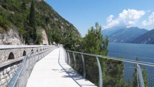 Inaugurata sul Garda la pista ciclabile più spettacolare d’Europa