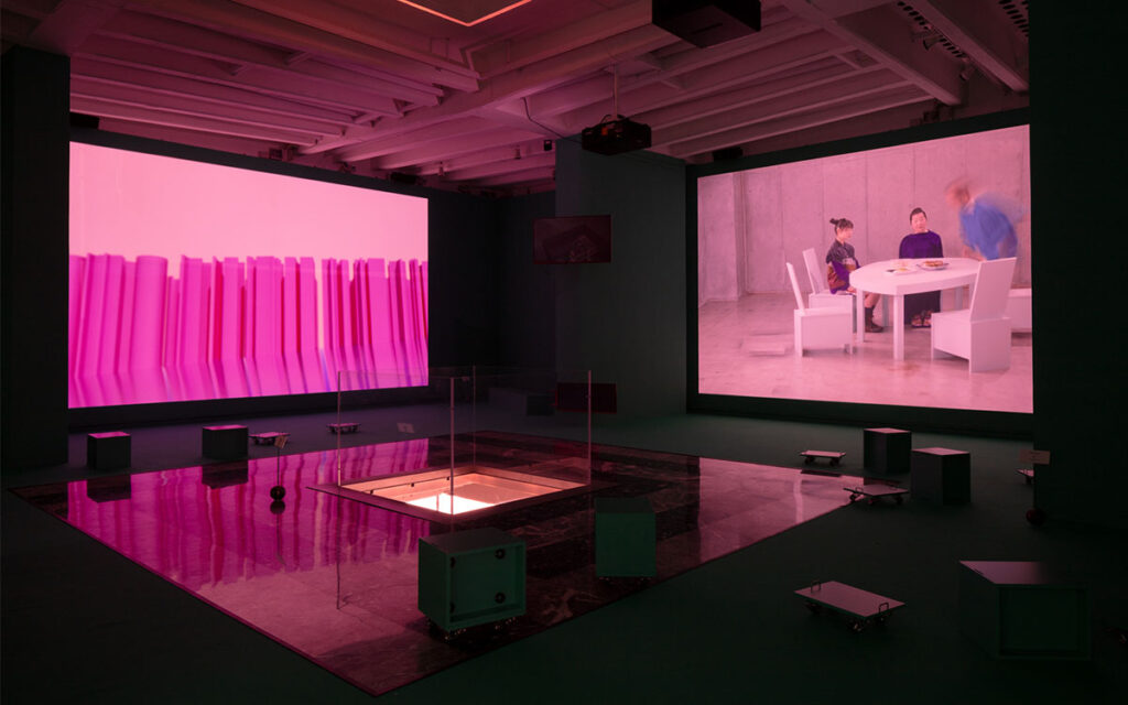 Gli spazi tra naturale e artificiale del padiglione giapponese alla Biennale 2025